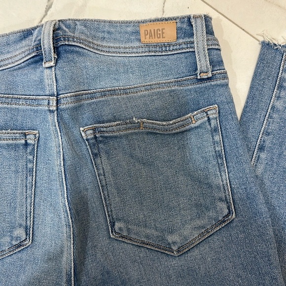 Paige Hoxton High-Rise Slim Crop Jeans in Carlotta - Picture 7 of 8